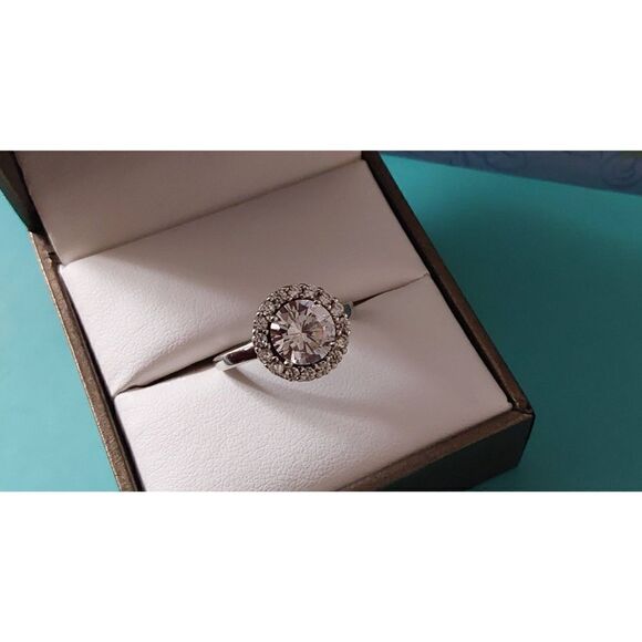 Gorgeous 3 Ct. Round Cut Sim Diamond Halo Engagement/Bridal Ring Sz 8~.925SS - Picture 2 of 3